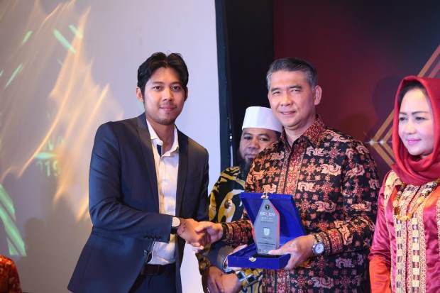Syarif Fasha Raih Predikat Top 25 Leaders 2019 dari Seven Media Asia Awards