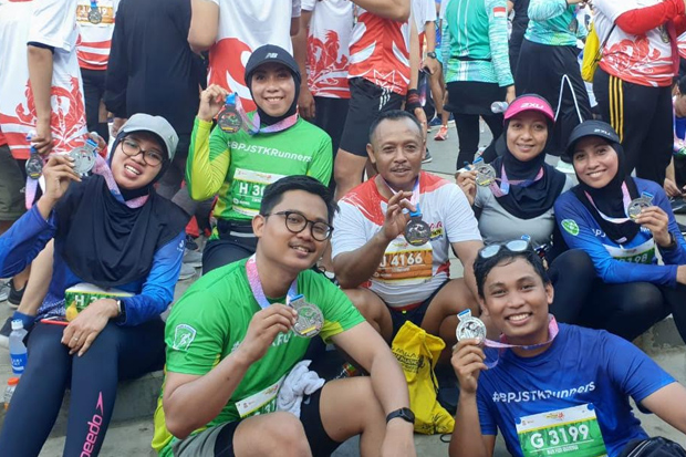 Tak Ketinggalan BPJS TK Runners Ramaikan Run Makassar Half Marathon