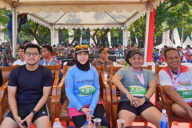 Istri Bupati Bantaeng Puji Run Makassar Half Marathon