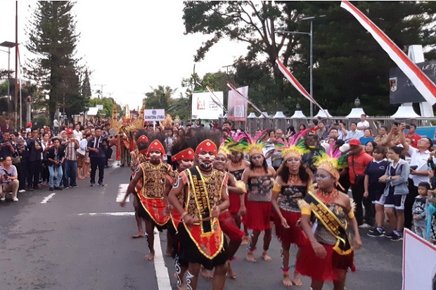 Parade Jambore Pemuda Indonesia 2019 Pukau Warga Tondano