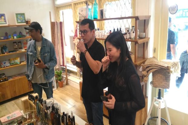 Minum Jamu, Wishnutama dan Angela Tanoesoedibjo Dorong Kemajuan Industri Kreatif