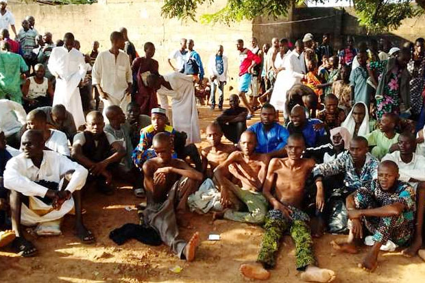 Lagi, Polisi Nigeria Bebaskan Ratusan Orang dari \Rumah Penyiksaan\