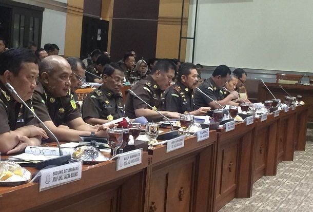ST Burhanuddin Janjikan 8 Fokus Kerja Jaksa Agung di Komisi III DPR