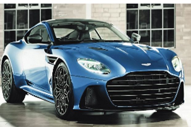 Daniel Craig Desain Aston Martin Edisi Khusus