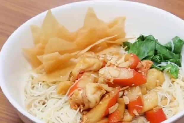 Mie Bihun Seafood, Pilihan Asyik untuk Santap Siang Ini