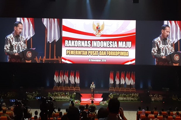 Aparat Hukum Gigit Orang Benar, Jokowi: Saya Gigit Balik
