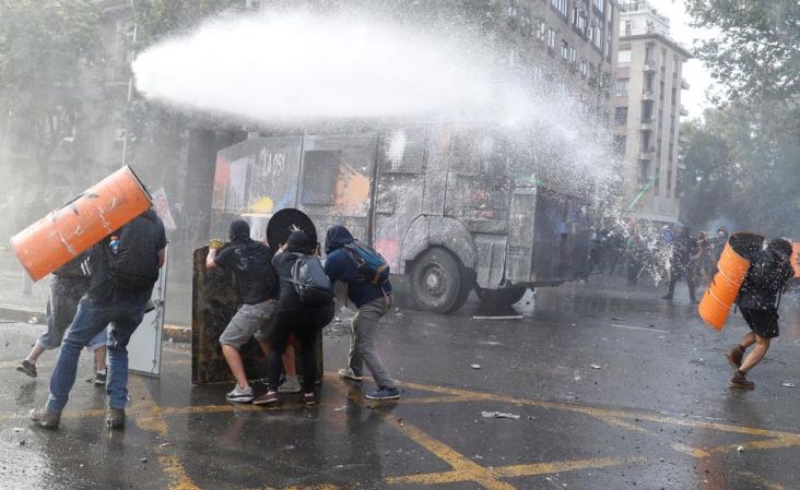 300.000 Lapangan Kerja Hilang Akibat Kerusuhan di Cile