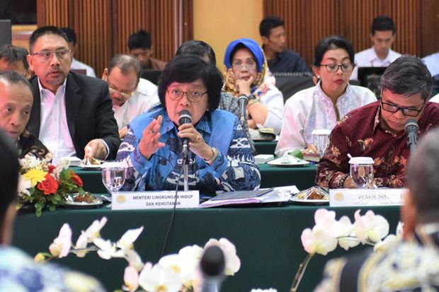 Bahas Soal LHK, Siti Nurbaya Rapat dengan Sejumlah Gubernur