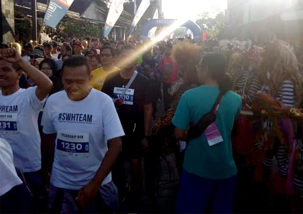 Diikuti 500 Pelari, Friendship Run Semarakkan Borobudur Marathon 2019