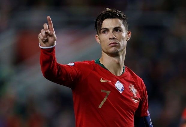 Danilo: Seandainya Ronaldo Penyerang Timnas Brasil