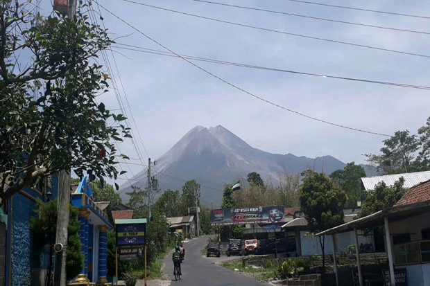 Erupsi Merapi Aman Terkendali, Debu Vulkanik Sudah Tidak Terlihat
