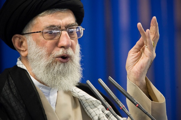 Khamenei: Pihak Asing di Balik Demonstrasi Anti Kenaikan BBM