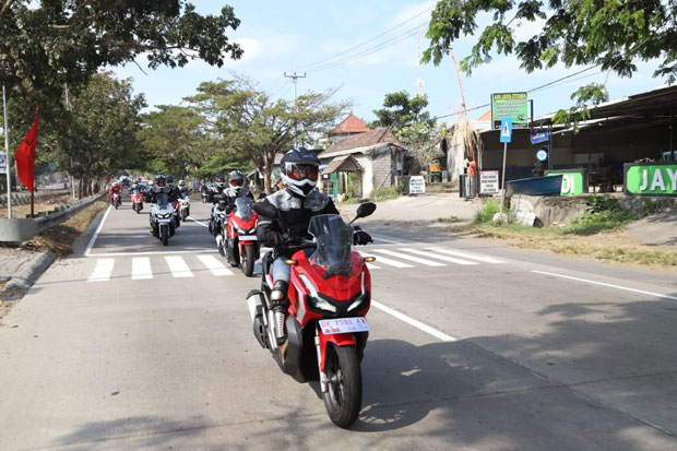 DAM Gelar ADV150 Urban Exploride di Kota Cirebon