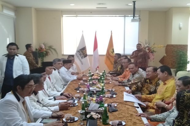 Titiek dan Tommy Soeharto Sambangi Kantor PKS Gelar Pertemuan Tertutup