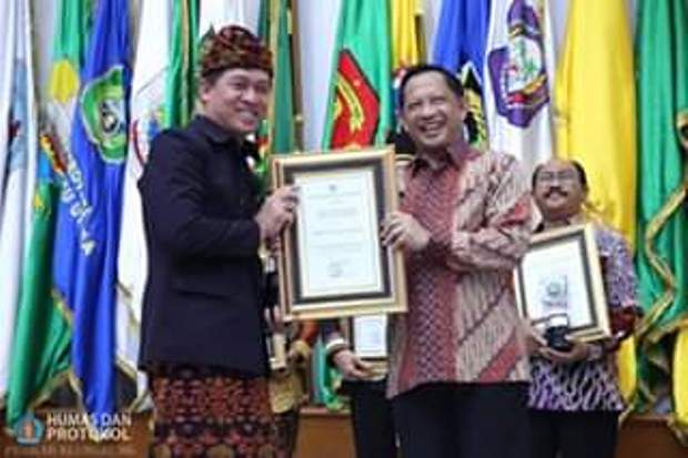 Klungkung Terima Penghargaan Kabupaten/Kota Sehat 2019