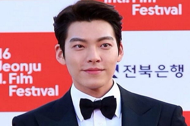 Pulih dari Kanker, Kim Woo Bin Siap Bawakan Acara Blue Dragon Film Awards