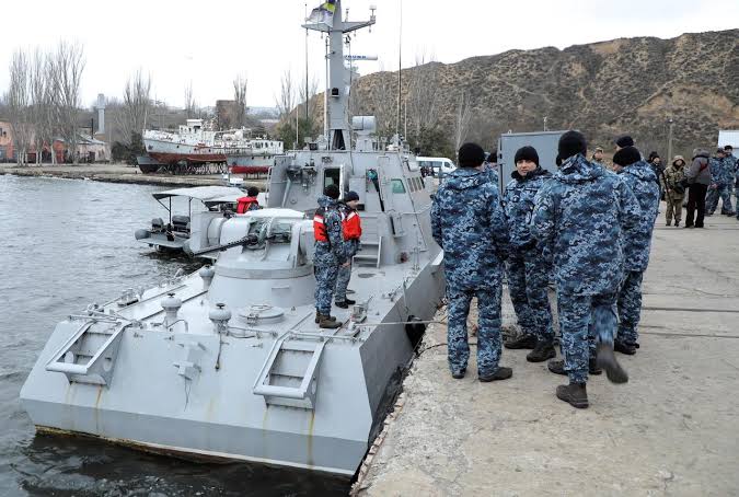 Ukraina: Rusia Kembalikan Kapal dalam Kondisi Buruk