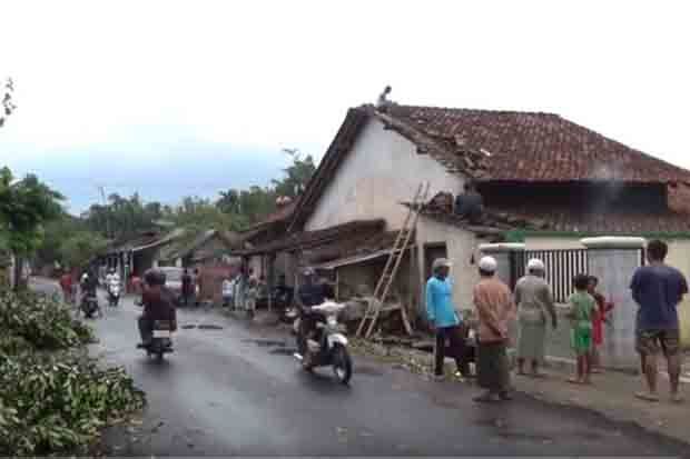 Puting Beliung di Bondowoso Rusak Puluhan Rumah