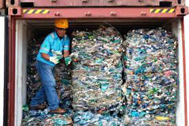 Sampah Plastik Impor Picu Kandungan Dioxin, KLHK Kembalikan 883  Kontainer