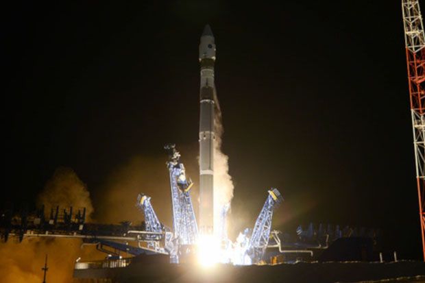 Gendong Satelit Militer Rahasia, Rusia Luncurkan Roket Soyuz