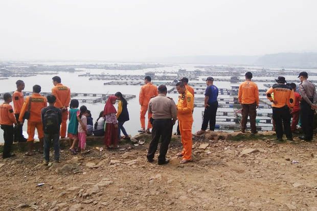 Seorang Penumpang Perahu Hilang Tenggelam di Waduk Cirata