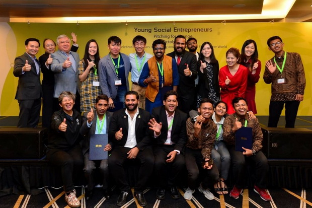 Berkat Sampah, Mahasiswa ITS Raih Penghargaan di Singapura