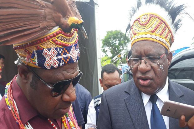 Wempi Minta Warga Papua Dukung Pembangunan Infrastruktur dari Pemerintah