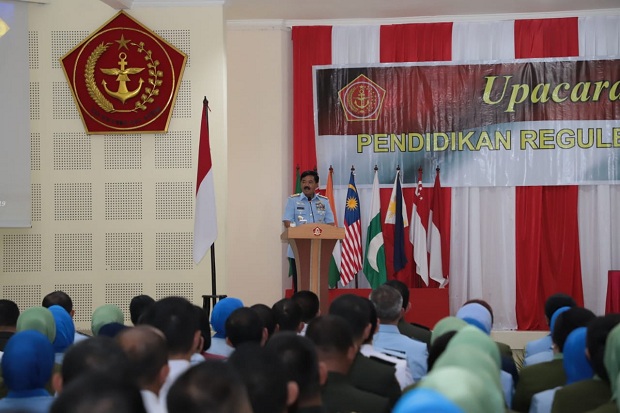 Panglima TNI Tutup Pendidikan Reguler ke-46 Sesko TNI 2019