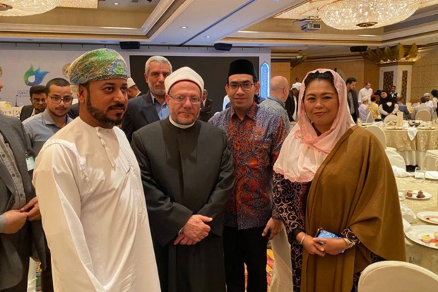 Yenni Wahid Puji Komitmen Toleransi di Oman