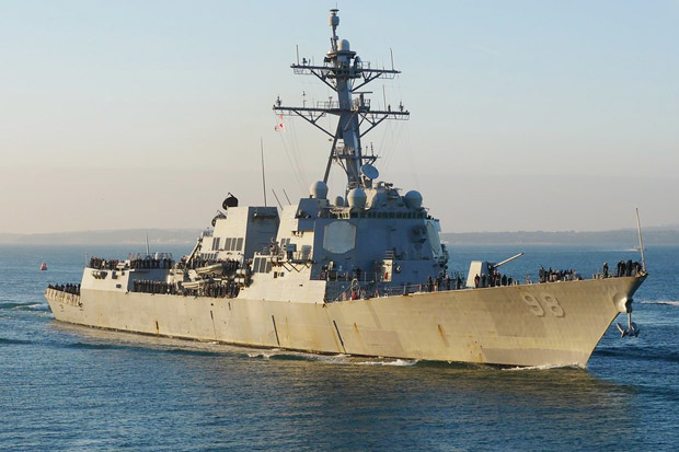 Kapal Perang AS Sita Komponen Rudal Iran yang Dikirim ke Yaman