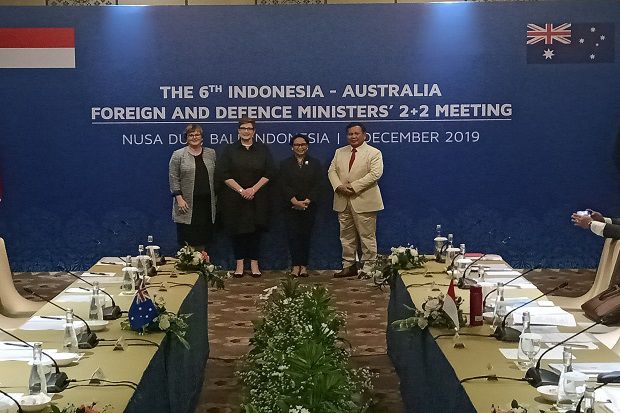 Satu-satunya Pria di Pertemuan RI-Australia, Prabowo Akui Kehebatan Wanita