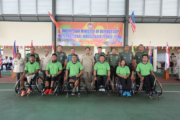 Prabowo Buka Kejuaraan Tenis Kursi Roda Piala Menhan