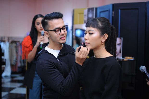 Lipstik Organik Pertama di Indonesia