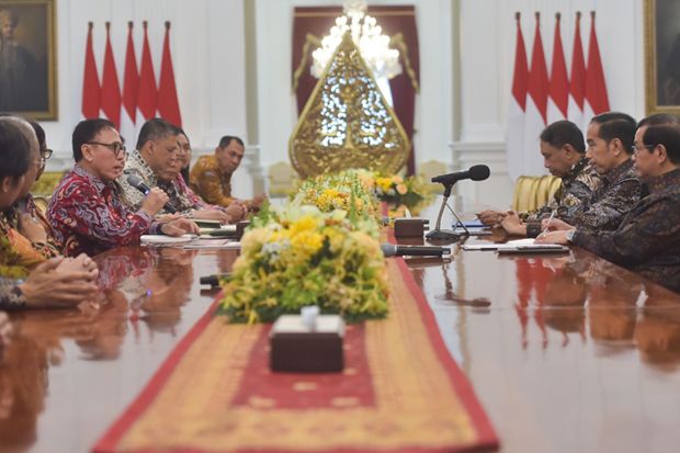 Presiden Jokowi Minta PSSI Berani Berubah