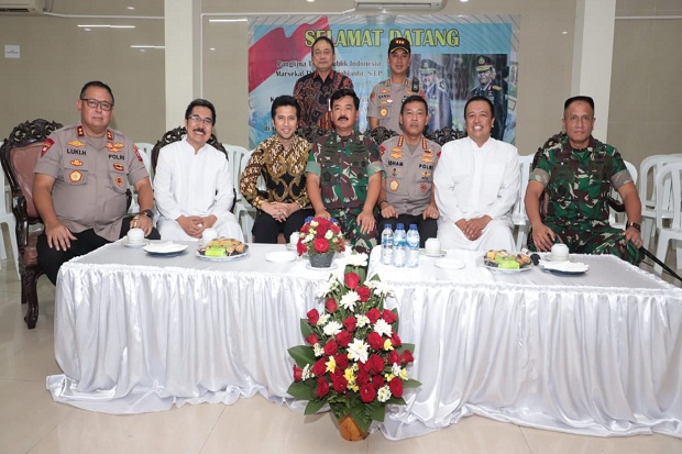Panglima TNI Cek Pengamanan Gereja Katolik STMB di Surabaya