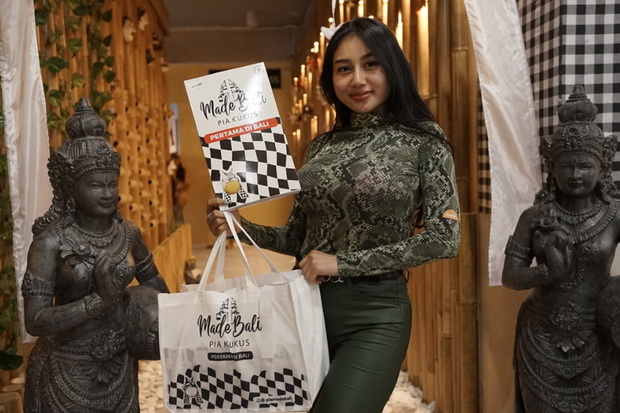 Pia Kukus Made, Oleh-Oleh Khas Bali Incaran Para Selebritas