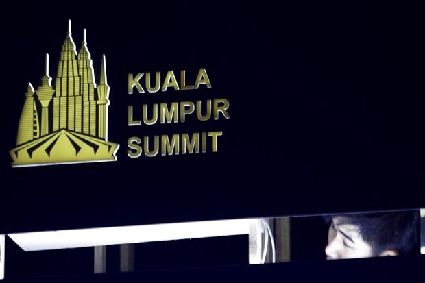 Mahathir Bantah KTT Kuala Lumpur Ditujukan untuk Gantikan OKI