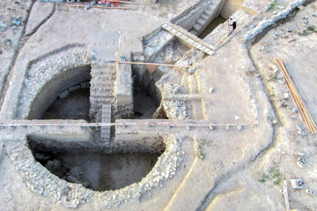 Arkeolog Temukan Makam Kerajaan Berusia 3.500 Tahun di Yunani