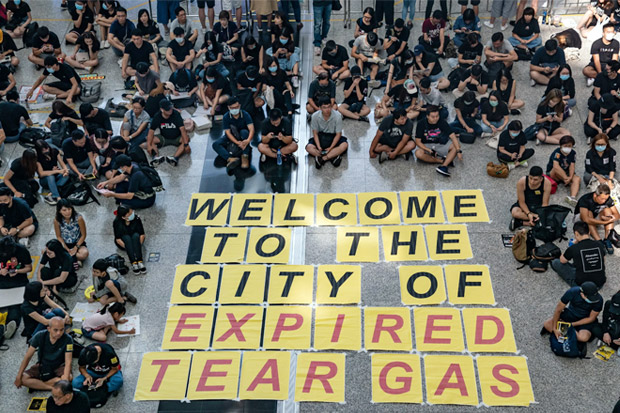 Inggris Desak China Buka Dialog dengan Demonstran Hong Kong