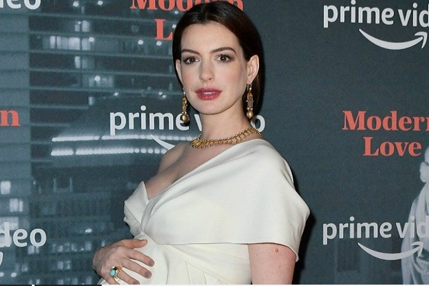 Menghilang, Anne Hathaway Lahirkan Anak Kedua?