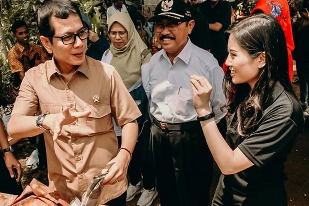Berbagi Momen saat Kunjungan ke Borobudur, Angela Tanoesoedibjo Dipuji Warganet