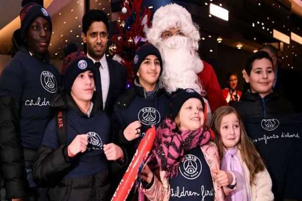 Hibur Anak Pengungsi, Mbappe Jadi Santa Claus