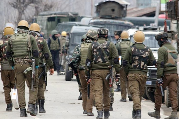 India Tarik Lebih dari 7.000 Pasukan dari Kashmir