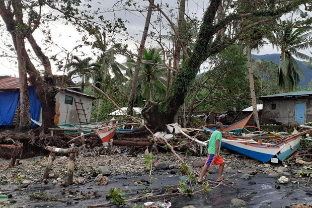 Korban Tewas Capai 28 Orang Saat Filipina Bangkit dari Badai
