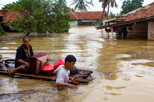 Hujan Seharian, 6 Kecamatan di Karawang Terendam Banjir