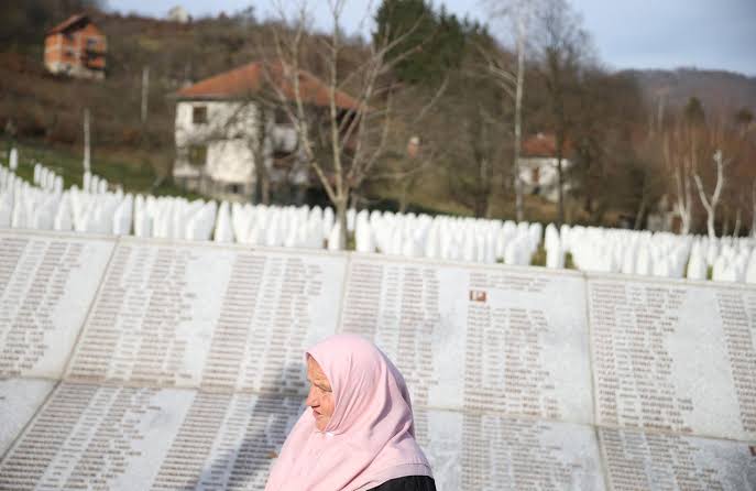 Bosnia Mendakwa Jenderal Serbia dalam Genosida Srebrenica