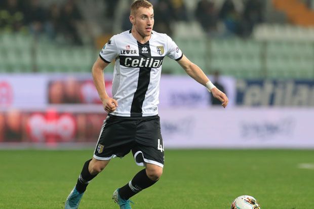 Tiba di Turin, Juventus Selangkah Lagi Rekrut Kulusevski