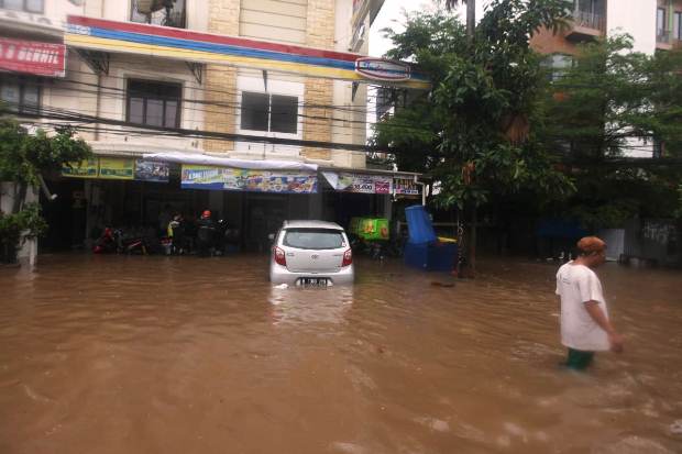 Apindo: Banjir Rugikan Pengusaha Nasional