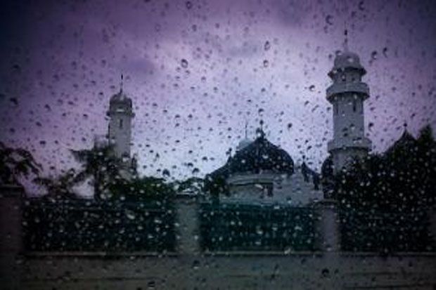 Kisah Sahabat Nabi Terhalang ke Masjid karena Jalanan Banjir