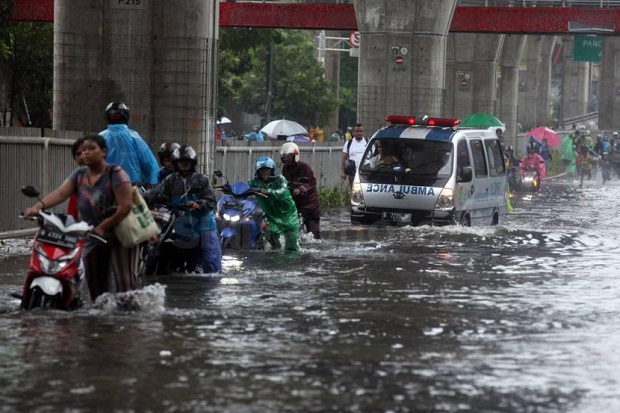 Bengkel DFSK Berikan Diskon Biaya Servis Mobil Terkena Banjir